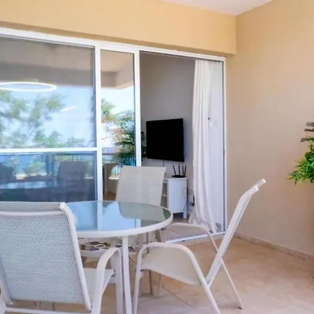 H&o Kings Palace Sea View Apartament Pafos